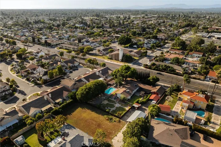 11252 Champman Avenue, Garden Grove, California 92840