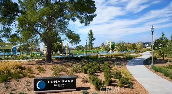 Aurora at Luna Park Community
