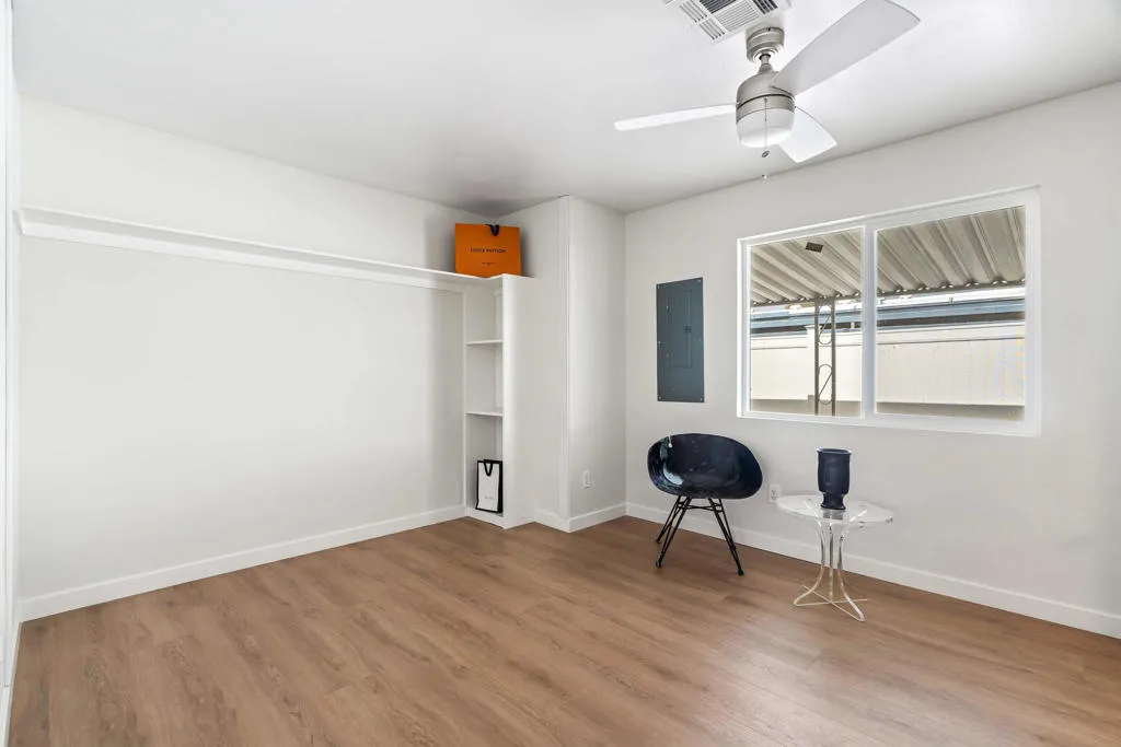 Second bedroom