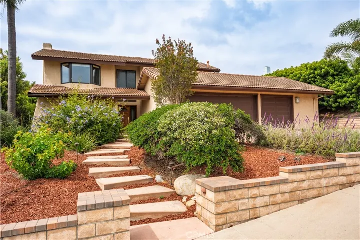 731 Calle Vallarta, San Clemente, California 92673