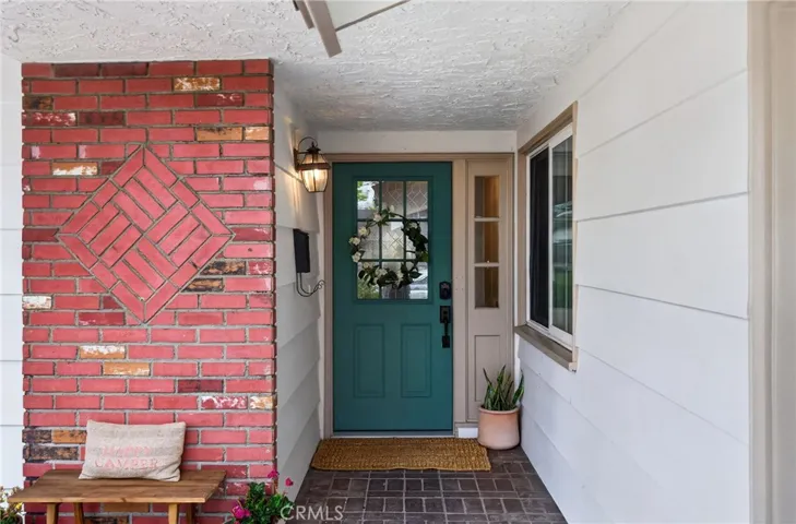19533 Babington, Canyon Country, California 91351