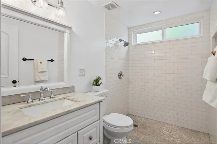 19533 Babington, Canyon Country, California 91351