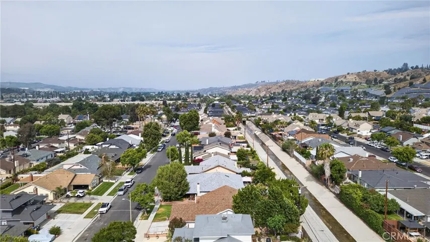 19533 Babington, Canyon Country, California 91351