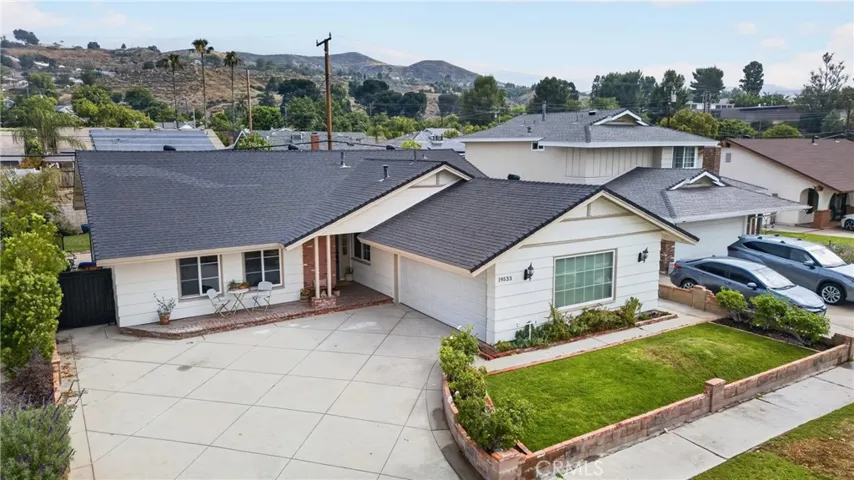 19533 Babington, Canyon Country, California 91351
