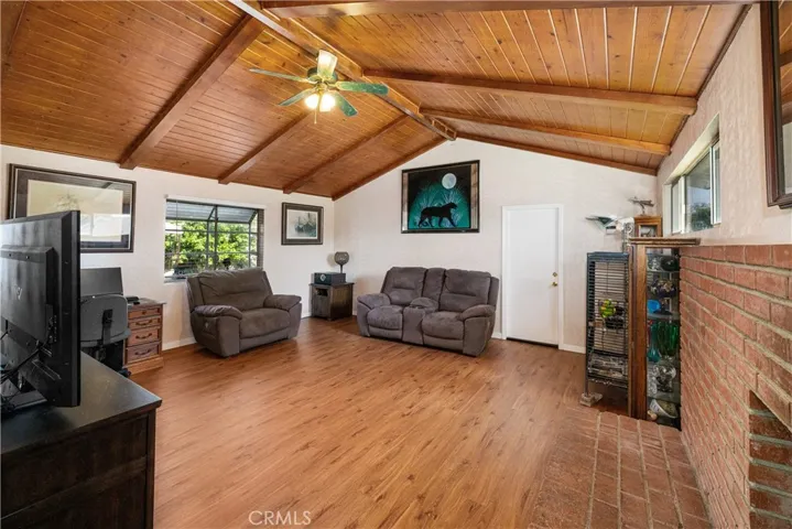 11702 Rockwall, Lakewood, California 90715