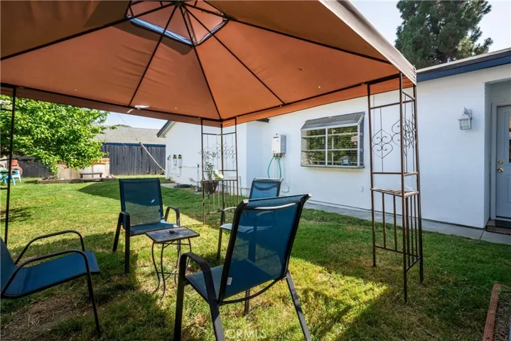 11702 Rockwall, Lakewood, California 90715