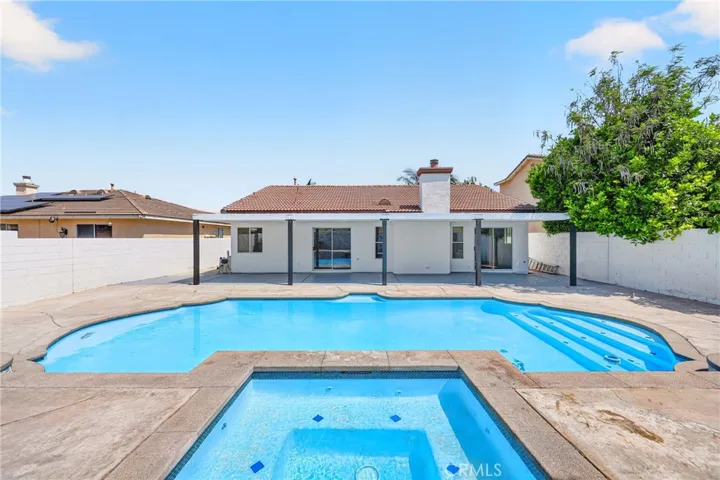 17305 Redmaple Street, Fontana, California 92337
