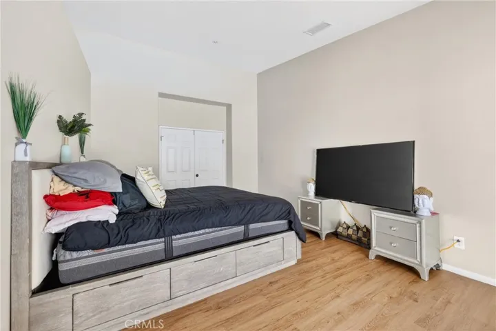 17305 Redmaple Street, Fontana, California 92337