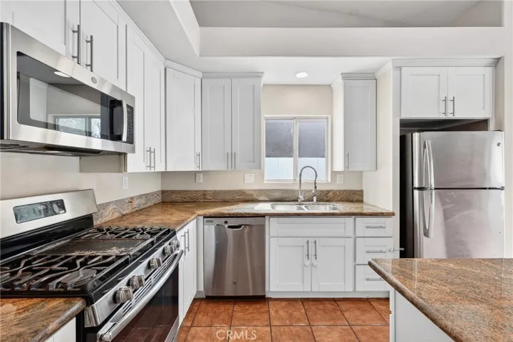 17305 Redmaple Street, Fontana, California 92337