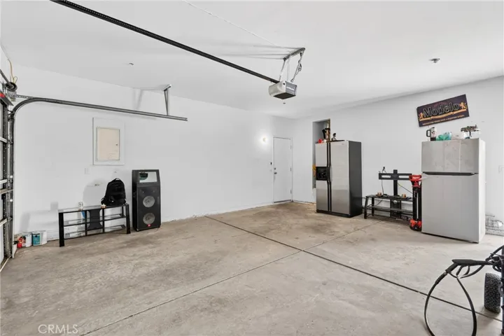 17305 Redmaple Street, Fontana, California 92337