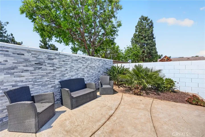 17305 Redmaple Street, Fontana, California 92337