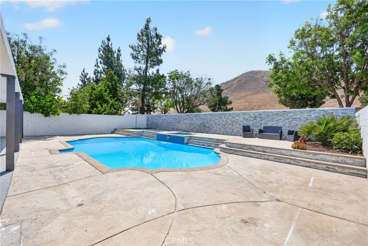 17305 Redmaple Street, Fontana, California 92337