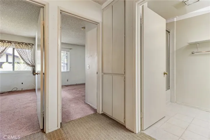 8601 Sunland Boulevard 20, Sun Valley, California 91352