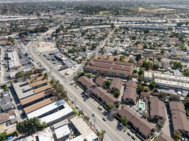 8601 Sunland Boulevard 20, Sun Valley, California 91352