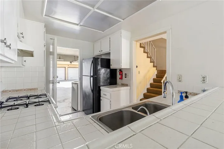 8601 Sunland Boulevard 20, Sun Valley, California 91352