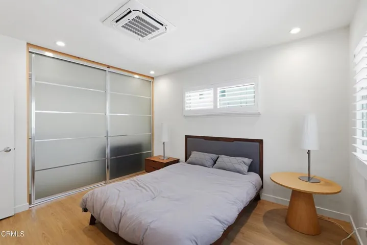 5238 Bedroom
