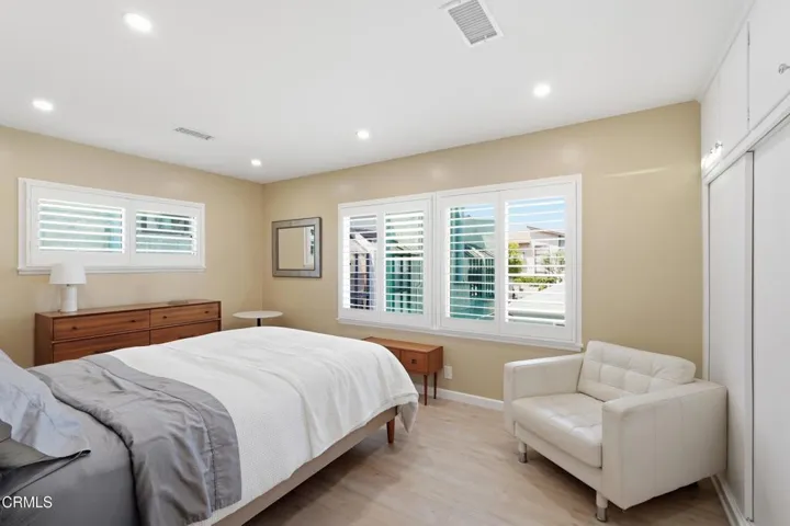 5240 Bedroom B
