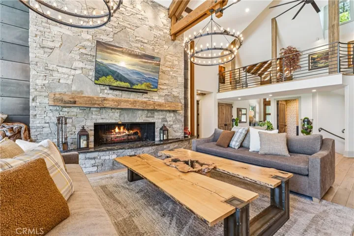 27720 Hamiltair Drive, Lake Arrowhead, California 92352