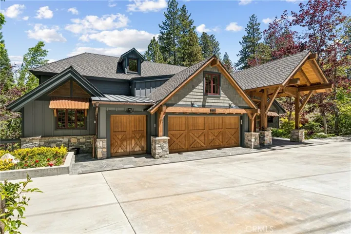 27720 Hamiltair Drive, Lake Arrowhead, California 92352