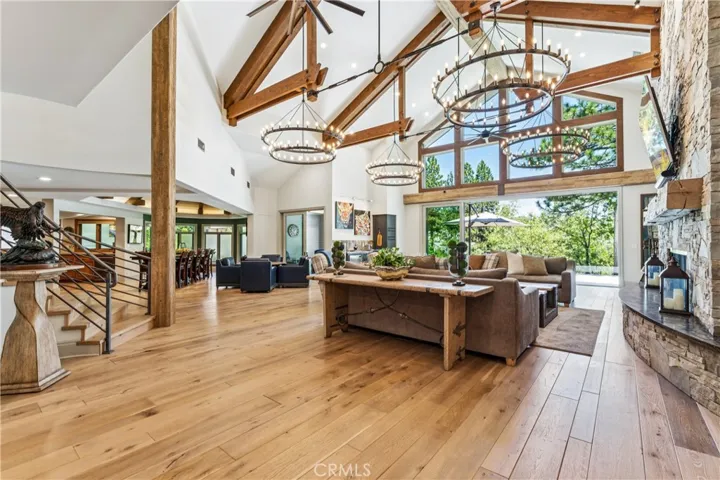 27720 Hamiltair Drive, Lake Arrowhead, California 92352
