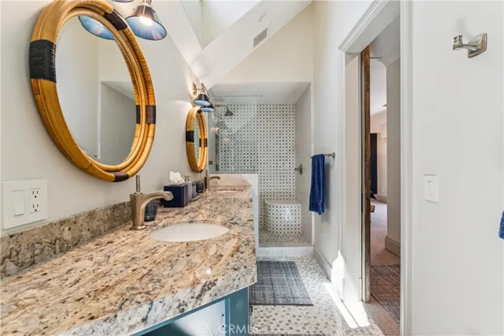 27720 Hamiltair Drive, Lake Arrowhead, California 92352