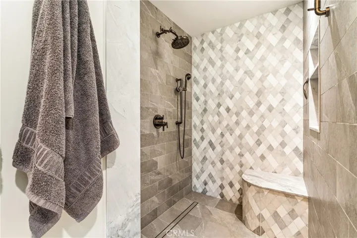 27720 Hamiltair Drive, Lake Arrowhead, California 92352