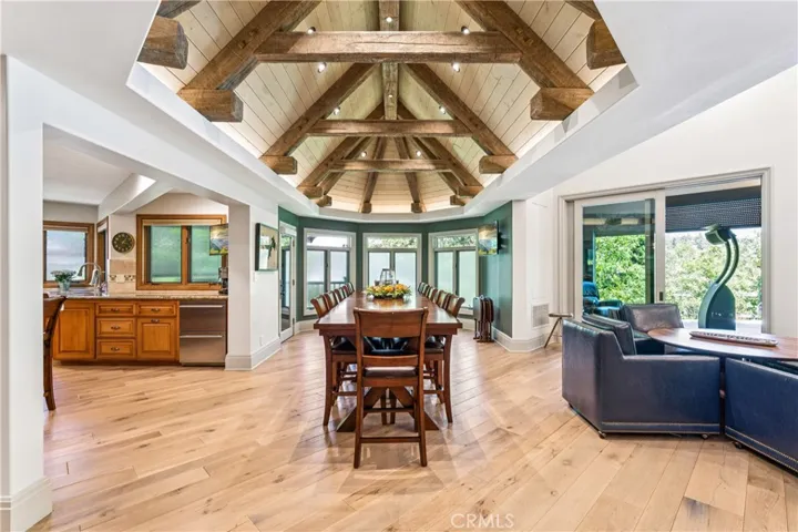27720 Hamiltair Drive, Lake Arrowhead, California 92352