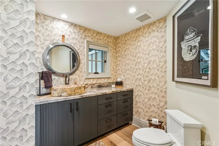 27720 Hamiltair Drive, Lake Arrowhead, California 92352
