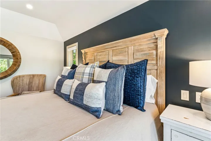 27720 Hamiltair Drive, Lake Arrowhead, California 92352