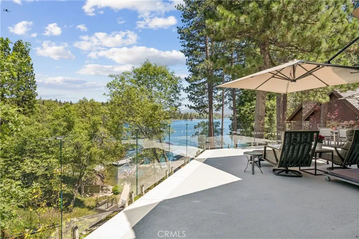 27720 Hamiltair Drive, Lake Arrowhead, California 92352