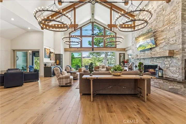 27720 Hamiltair Drive, Lake Arrowhead, California 92352