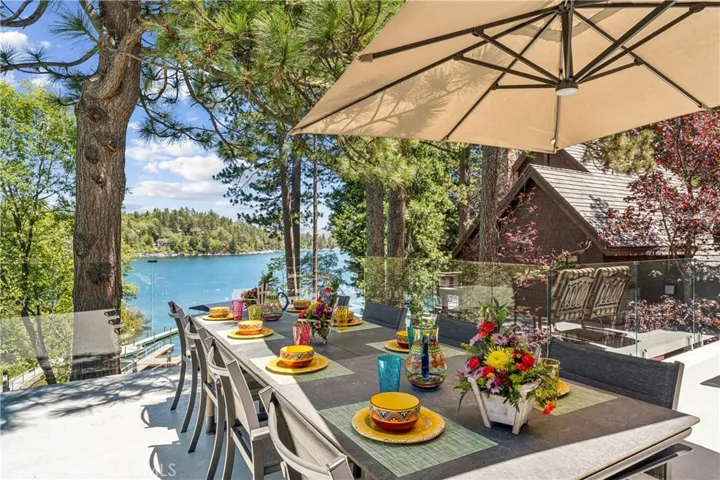 27720 Hamiltair Drive, Lake Arrowhead, California 92352