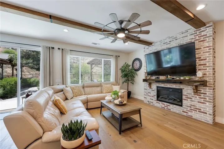 528 Qeweewish, San Jacinto, California 92582