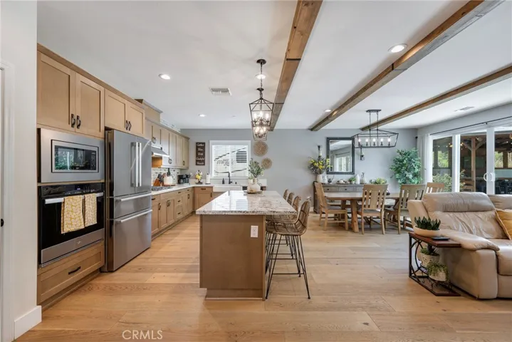 528 Qeweewish, San Jacinto, California 92582