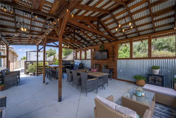 528 Qeweewish, San Jacinto, California 92582