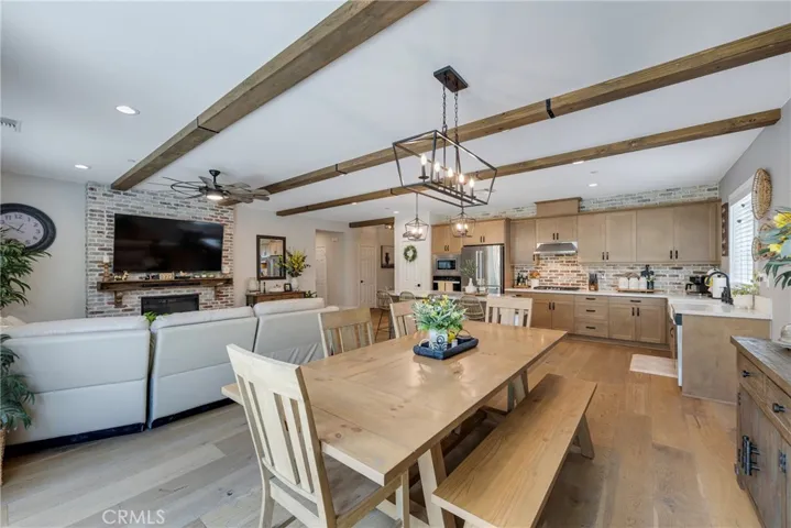 528 Qeweewish, San Jacinto, California 92582
