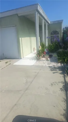 1664 E 113th, Los Angeles, California 90059