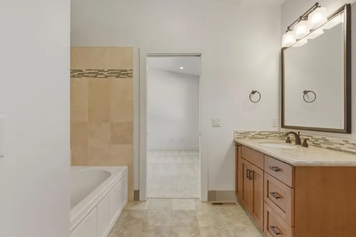 1250 Day Valley Ridge, Aptos, California 95003
