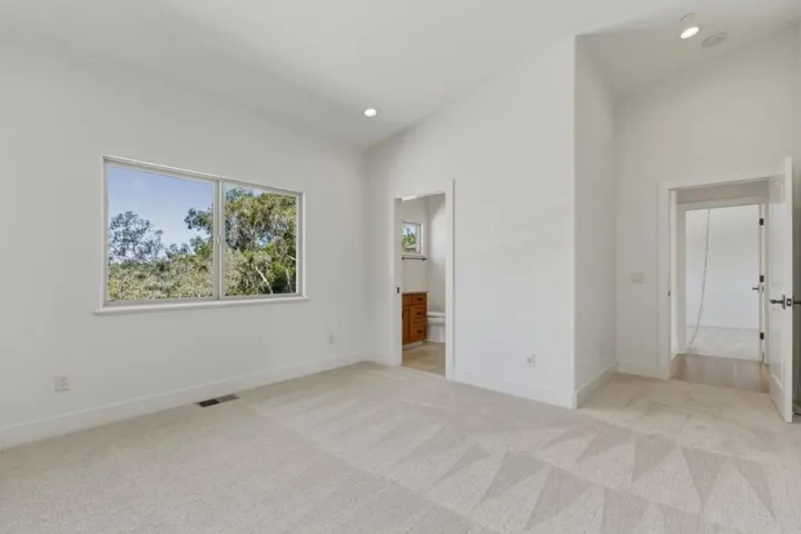 1250 Day Valley Ridge, Aptos, California 95003