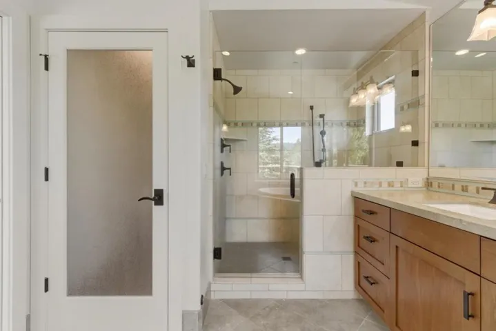 1250 Day Valley Ridge, Aptos, California 95003