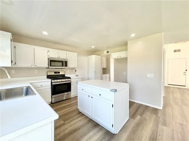 43391 Calle Morita, Temecula, California 92592
