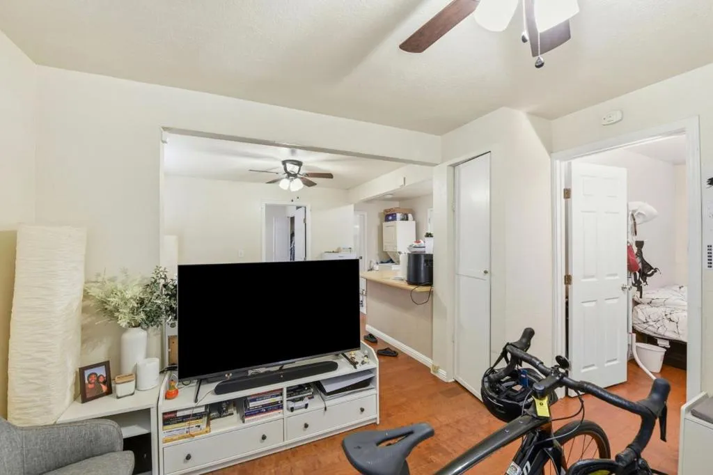Front unit- 2 bedrooms