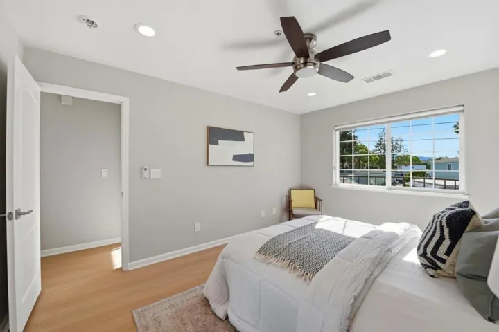 1043 Helen Avenue, Santa Clara, California 95051