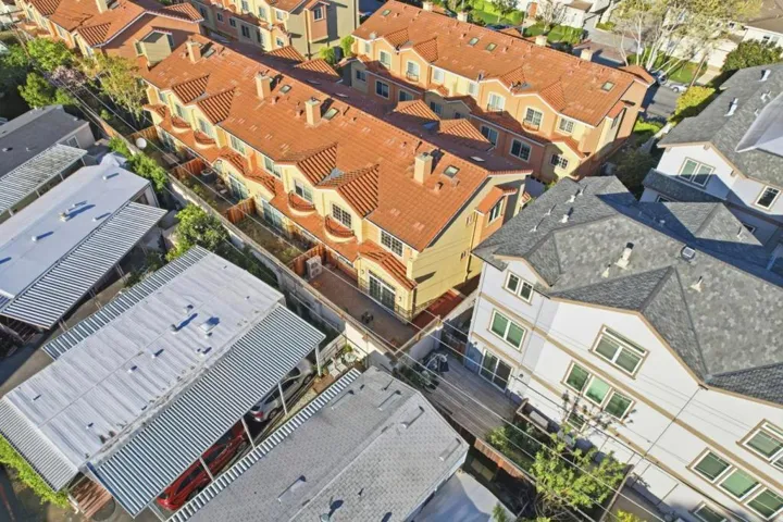 1043 Helen Avenue, Santa Clara, California 95051