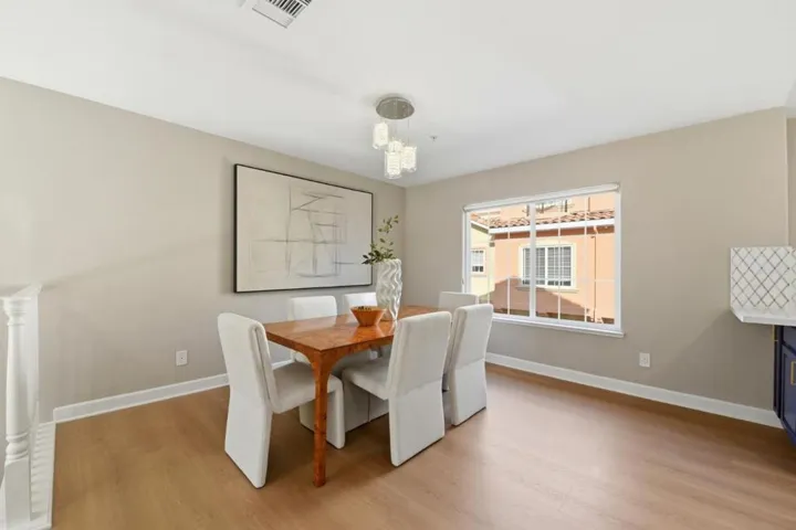 1043 Helen Avenue, Santa Clara, California 95051
