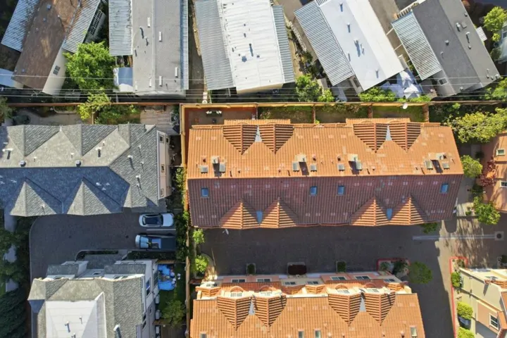1043 Helen Avenue, Santa Clara, California 95051