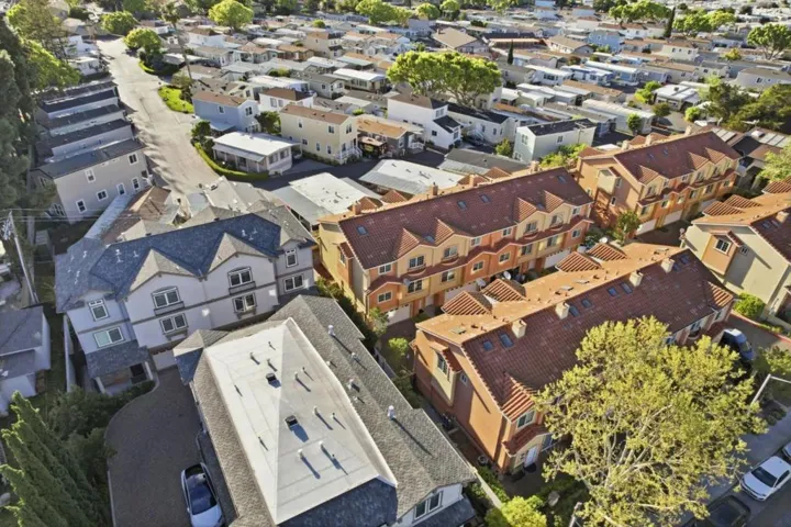 1043 Helen Avenue, Santa Clara, California 95051