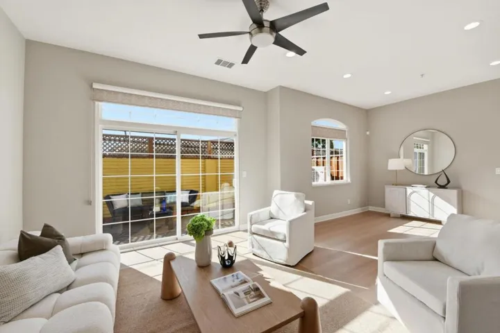 1043 Helen Avenue, Santa Clara, California 95051