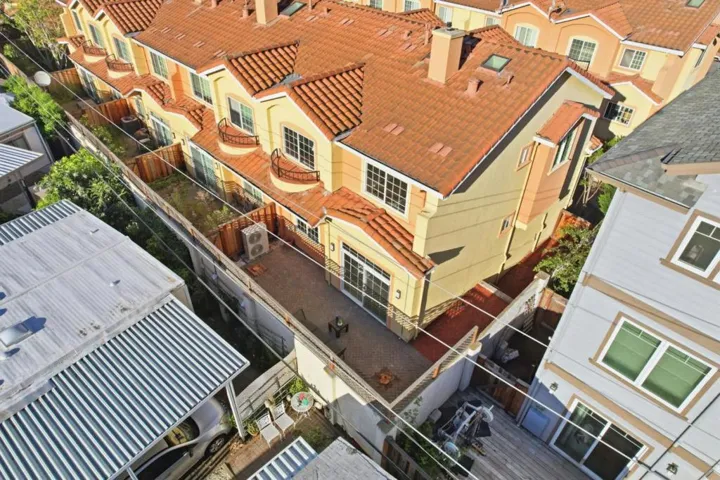 1043 Helen Avenue, Santa Clara, California 95051
