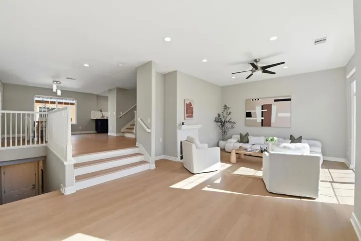 1043 Helen Avenue, Santa Clara, California 95051